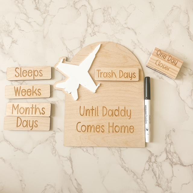 Personalized Military Deployment Countdown: Wooden Homecoming Tracker