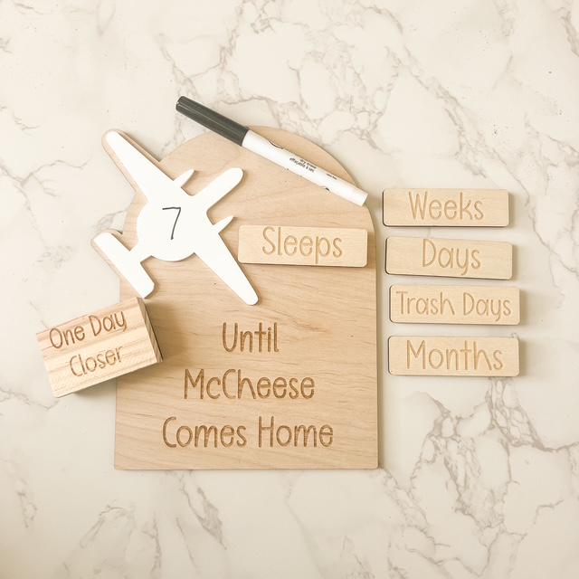 Personalized Military Deployment Countdown: Wooden Homecoming Tracker